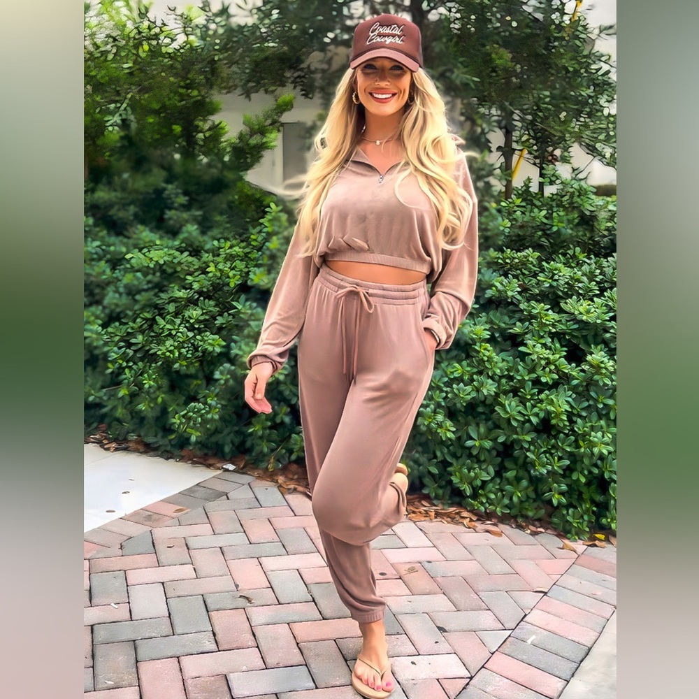 Two piece lounge set